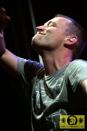 Mono + Nikitaman (D) with The Royal Flash Band 17. Reggae Jam Festival, Bersenbrueck 06. August 2011 (11).JPG